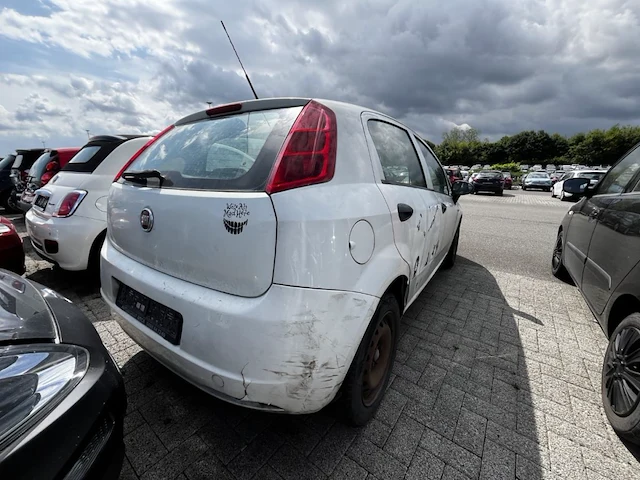 Fiat punto,2012 - afbeelding 29 van  34