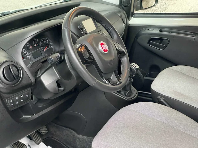 Fiat qubo 77pk 2018 - afbeelding 18 van  43