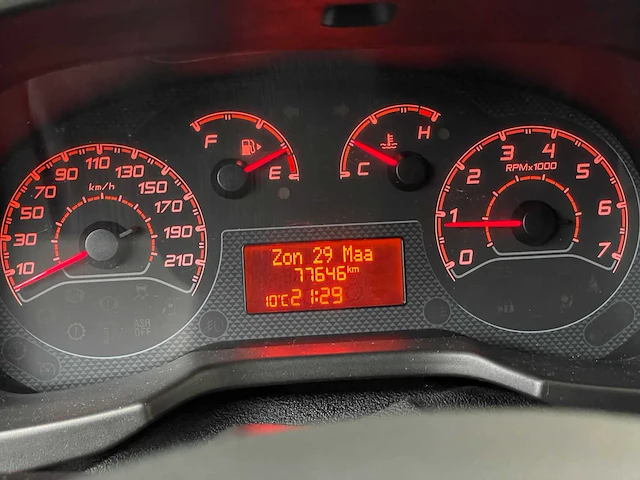 Fiat qubo 77pk 2018 - afbeelding 32 van  43