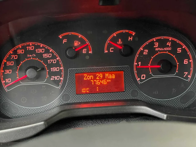 Fiat qubo 77pk 2018 - afbeelding 33 van  43