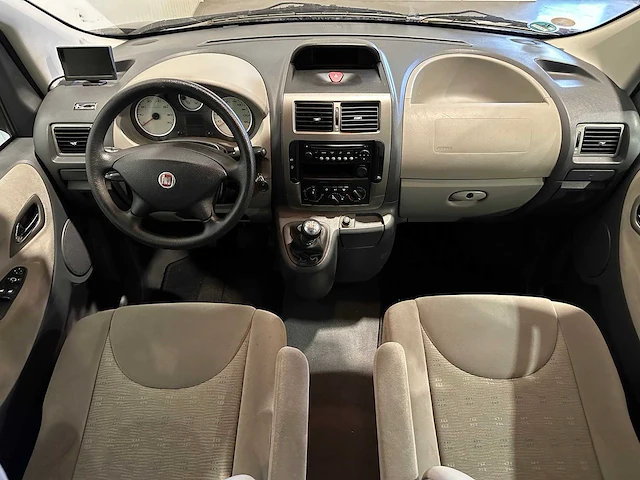 Fiat scudo westfalia van conversion camper sf-010-n - afbeelding 6 van  36