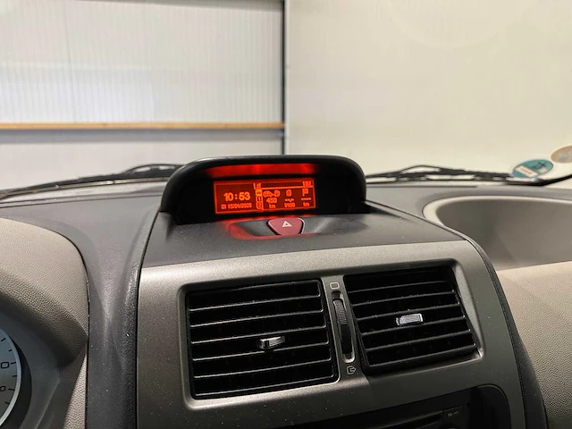 Fiat scudo westfalia van conversion camper sf-010-n - afbeelding 9 van  36