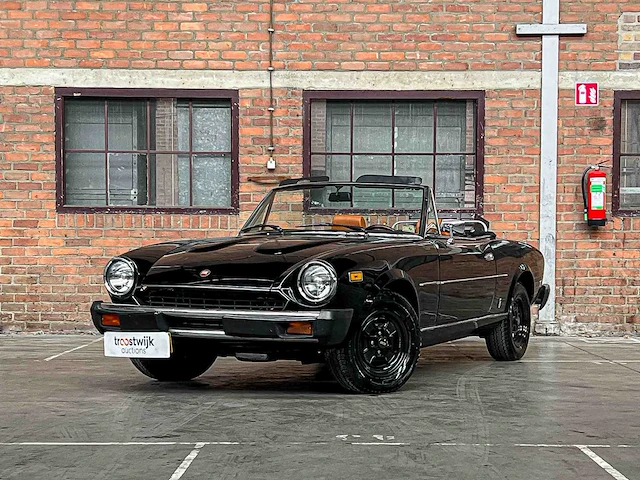 Fiat spider 2000 h5 105pk 1981, xk-55-gg - afbeelding 1 van  37