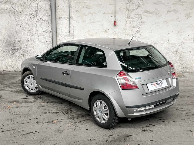 Fiat stilo 1.2-16v active 80pk 2003, 76-nk-lb - afbeelding 7 van  41