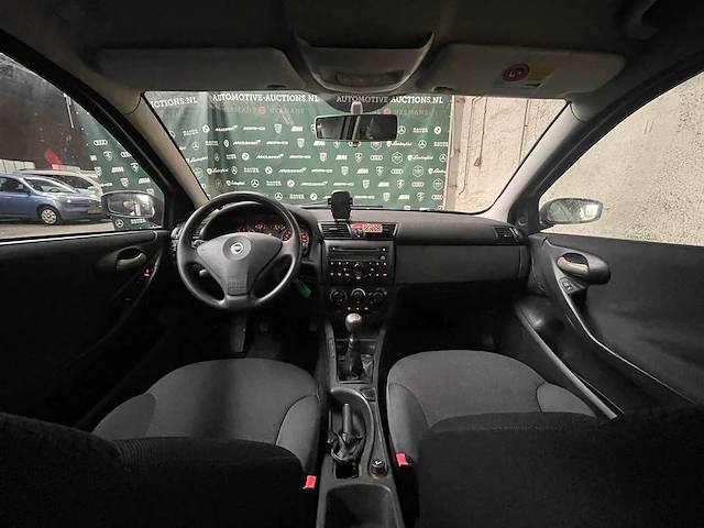 Fiat stilo 1.2-16v active 80pk 2003, 76-nk-lb - afbeelding 32 van  41