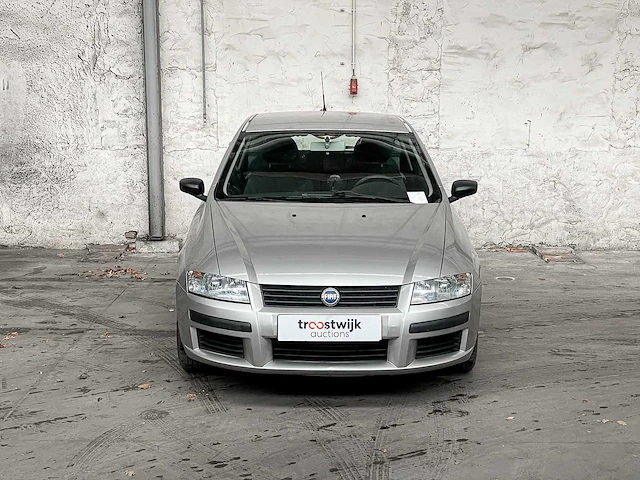 Fiat stilo 1.2-16v active 80pk 2003, 76-nk-lb - afbeelding 37 van  41