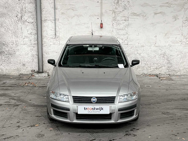 Fiat stilo 1.2-16v active 80pk 2003, 76-nk-lb - afbeelding 38 van  41