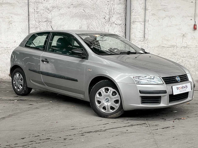 Fiat stilo 1.2-16v active 80pk 2003, 76-nk-lb - afbeelding 39 van  41