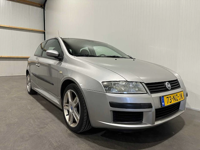 Fiat stilo 1.6-16v active plus 73-nz-jk - afbeelding 17 van  19