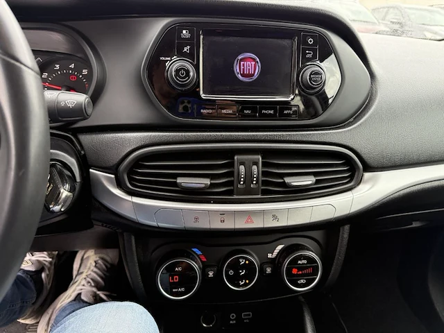 Fiat tipo hatchback 1.4i tech edition 95, 2018 - afbeelding 4 van  30