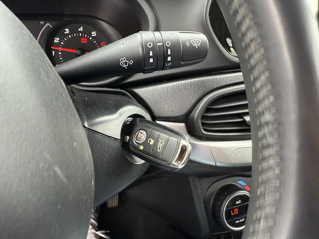 Fiat tipo hatchback 1.4i tech edition 95, 2018 - afbeelding 6 van  30