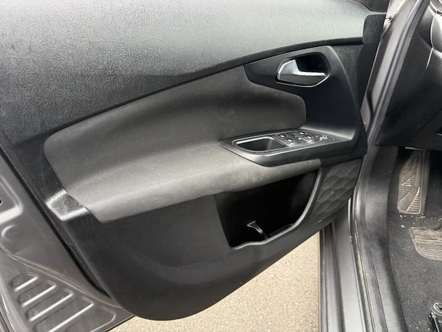 Fiat tipo hatchback 1.4i tech edition 95, 2018 - afbeelding 27 van  30