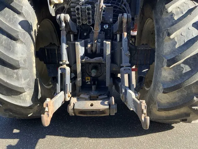 Fiatagri g210 vierwielaangedreven landbouwtractor - afbeelding 10 van  26