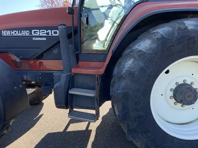 Fiatagri g210 vierwielaangedreven landbouwtractor - afbeelding 24 van  26