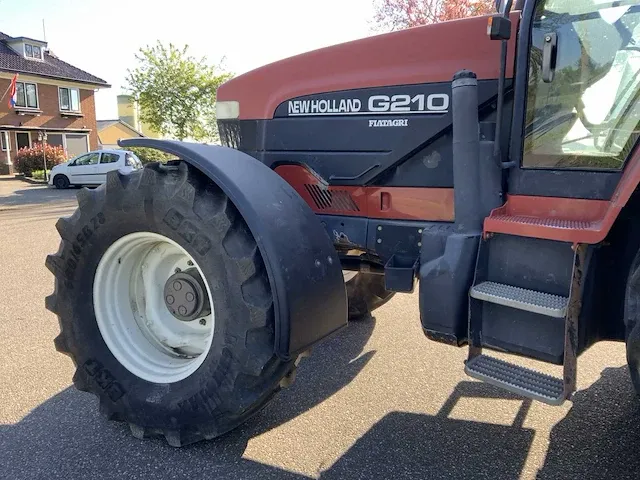 Fiatagri g210 vierwielaangedreven landbouwtractor - afbeelding 25 van  26