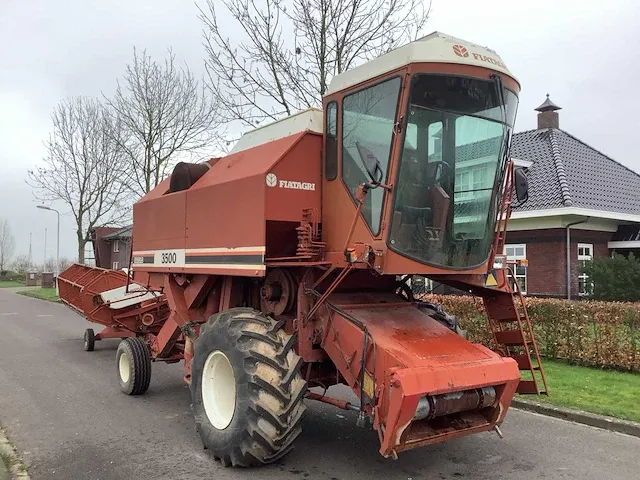 Fiatagri/laverda combine - afbeelding 10 van  16