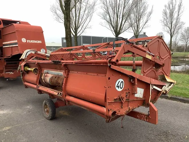 Fiatagri/laverda combine - afbeelding 16 van  16
