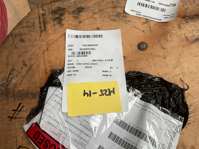 Fiber optic cables - afbeelding 3 van  3