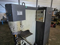 Ficep - 2006 - 801 - ponsmachine - afbeelding 4 van  11