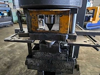 Ficep - 2006 - 801 - ponsmachine - afbeelding 6 van  11