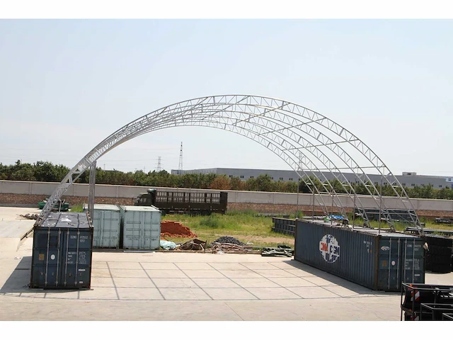 Field containeroverkapping / opslagshelter tussen 2x 40ft container 18,00 x 24,00 x 4,50 meter / c60-80-15s - afbeelding 3 van  4