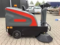 Field elektrische zelfrijdende opzit veegmachine - afbeelding 18 van  20