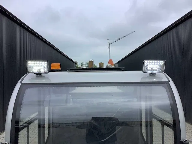 Field elektrische zelfrijdende veegmachine met cabine - afbeelding 23 van  47