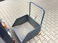 Field elektrische zelfrijdende veegmachine met cabine - afbeelding 38 van  47