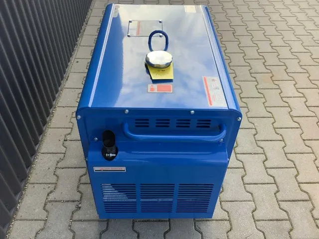 Field energy 6500 dgs 400/230 volt stroomgenerator / aggregaat diesel - afbeelding 9 van  12