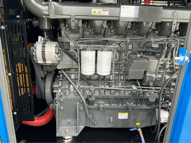 Field energy noodstroom aggregaat / generator 440 kva - ats - 6 cilinder dieselmotor - afbeelding 9 van  26