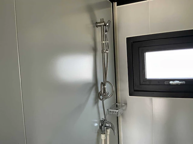 Field facilities mobiele woonunit / tiny home / chalet met badkamer - afbeelding 5 van  40