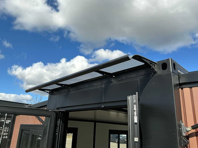 Field facilities mobiele woonunit / tiny home met badkamer - afbeelding 39 van  44