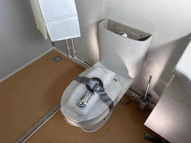Field facility sanitairunit / douche-/toiletunit - afbeelding 5 van  20