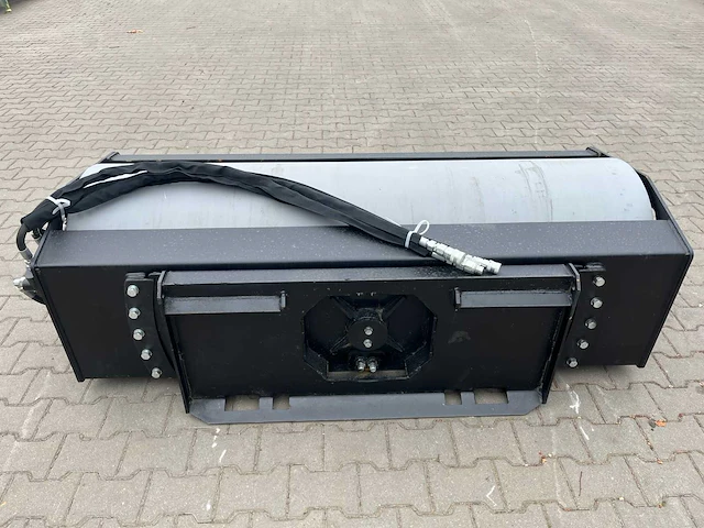 Field industries 1800 vibratory roller trilwals / verdichter voor schranklader of rupslader - afbeelding 8 van  10