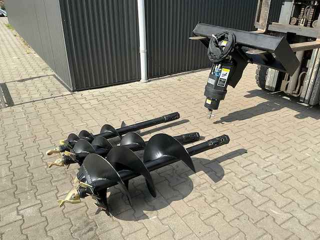 Field industries 450/200 set hydraulische grondboren schranklader - afbeelding 20 van  26