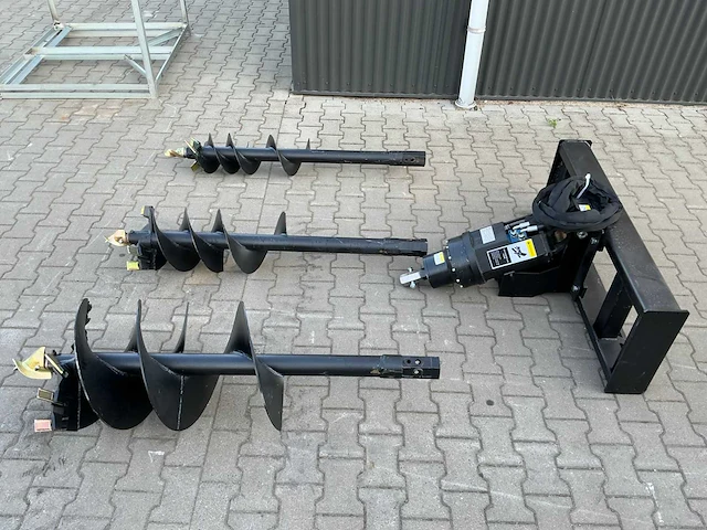Field industries 450/200 set hydraulische grondboren schranklader - afbeelding 23 van  26
