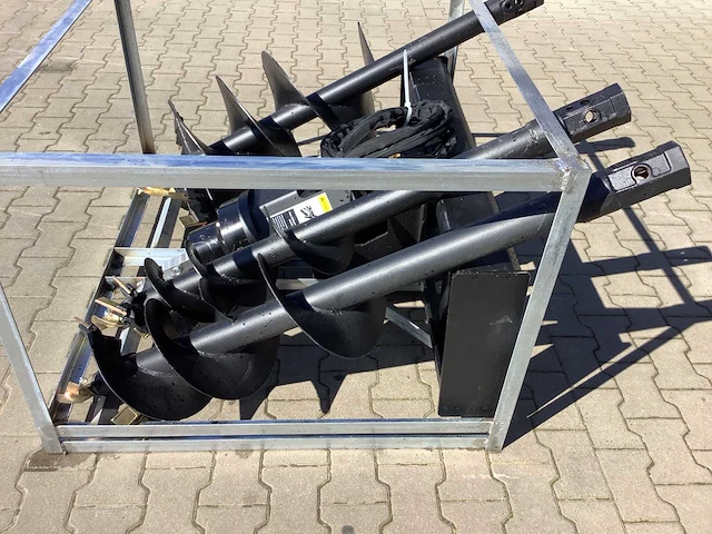 Field industries 450/200 set hydraulische grondboren schranklader - afbeelding 8 van  13