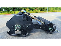 Field industries aanbouwfrees met pakrol voor schranklader/"bobcat" - afbeelding 1 van  6