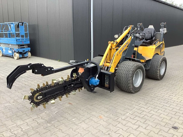 Field industries trencher / kettinggraver - afbeelding 14 van  16