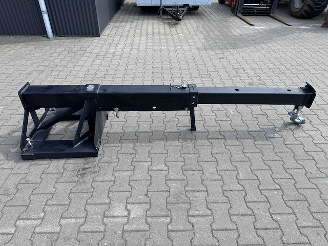 Field industries uitschuifbare jib voor heftruck - afbeelding 20 van  24