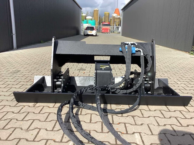 Field industries verdichter / compactor 1800 voor schranklader/"bobcat" - afbeelding 16 van  22