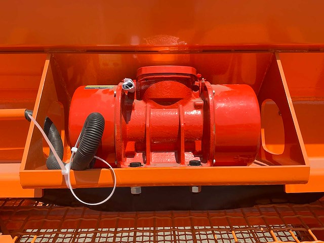 Field industries zeefinstallatie / sorteerinstallatie - afbeelding 11 van  11