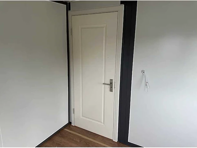 Field mobiele woonunit / tiny home / chalet met 2 slaapkamers + keuken - afbeelding 20 van  49