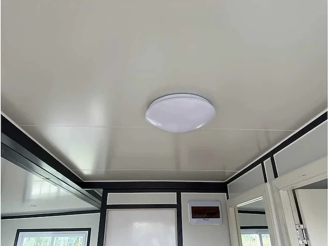 Field mobiele woonunit / tiny home / chalet met 2 slaapkamers + keuken - afbeelding 42 van  49
