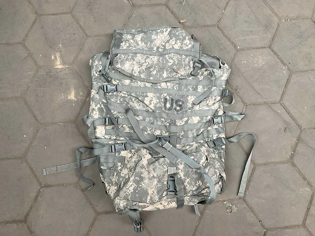Field pack large with frame (47x) - afbeelding 1 van  4