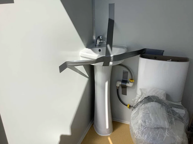 Field sanitairunit / toiletunit - afbeelding 15 van  18