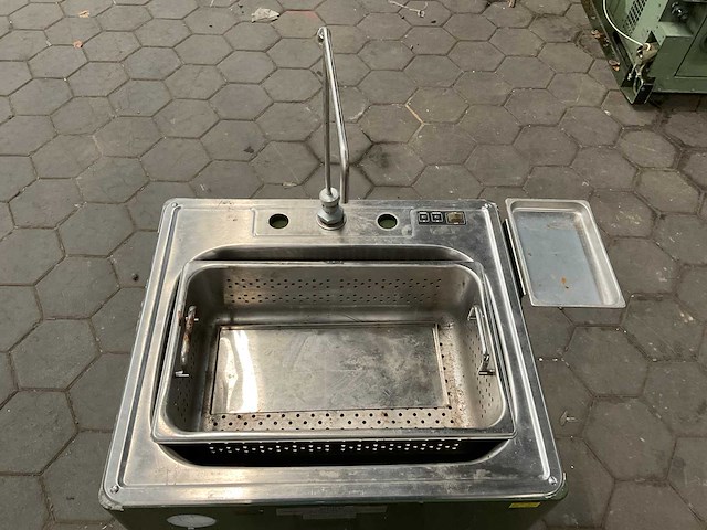 Field wash sink - afbeelding 4 van  10