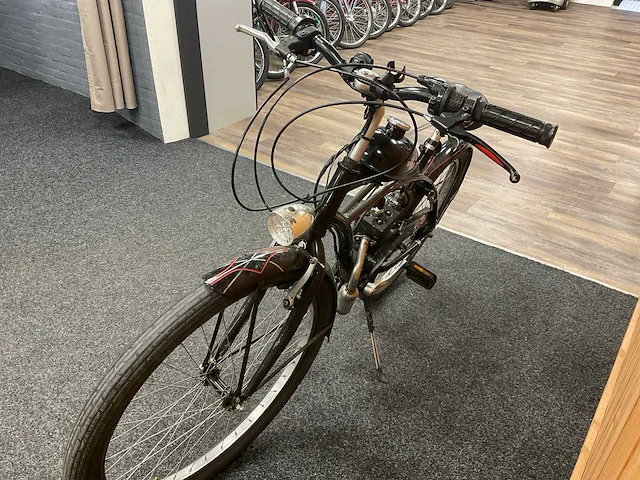 Fiets 1 cilinder benzine - afbeelding 6 van  10