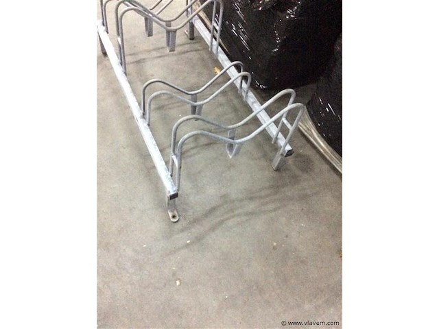 Fietsenrek - afbeelding 2 van  2