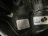 Fietshelmen (3x) en brekr motorhelm - afbeelding 15 van  15